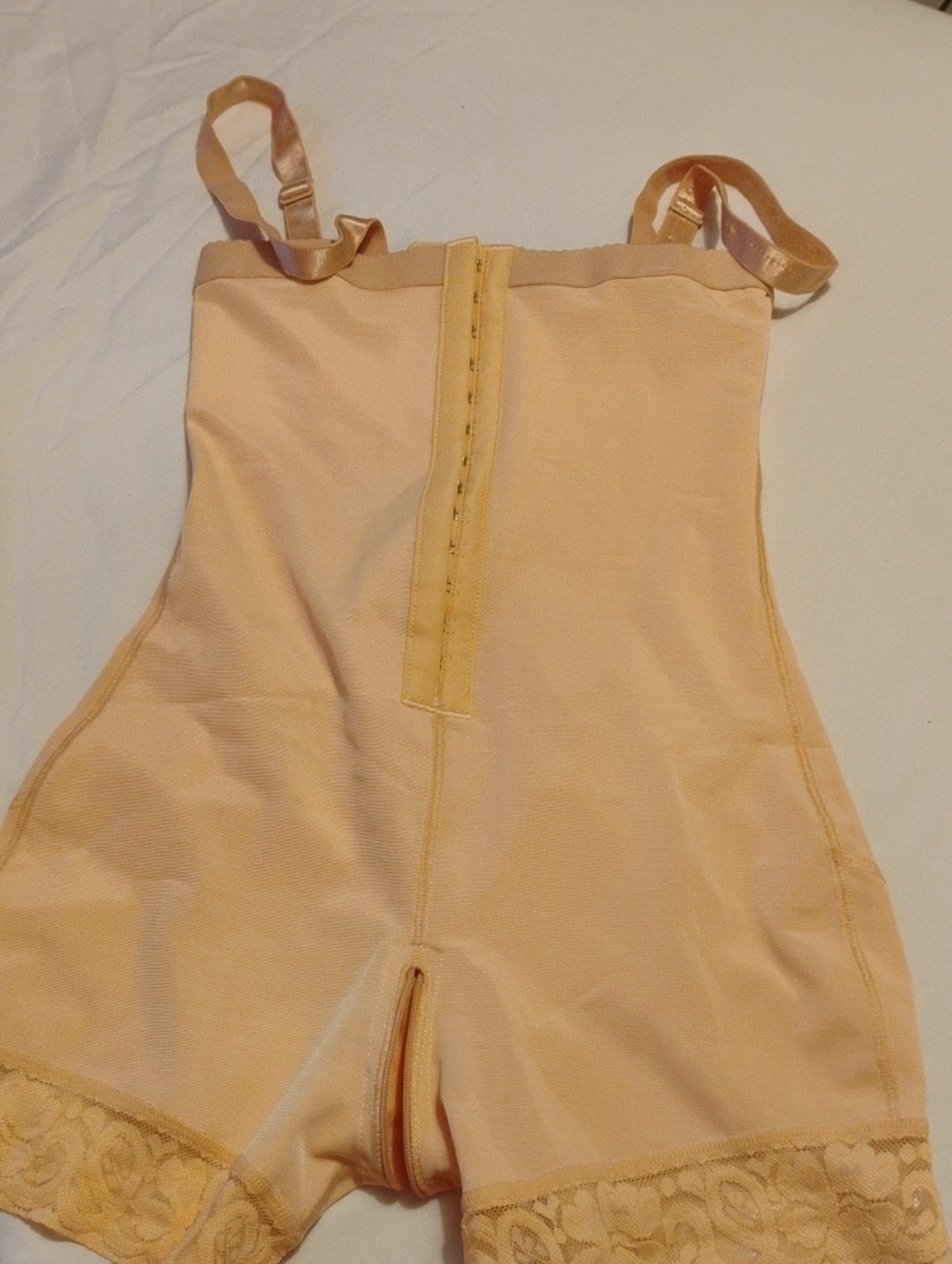Women's Nude Shapewear Bodysuit with Lace Trim